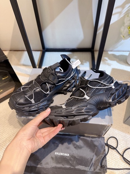 Balenciaga Shoes-149